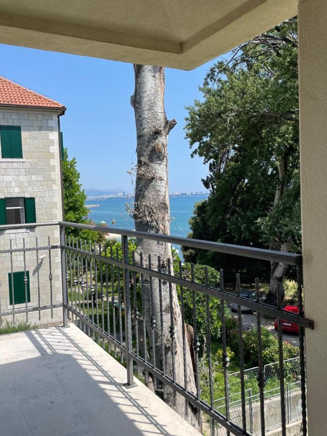 Seaside Apartments Kaštela Buitenkant foto