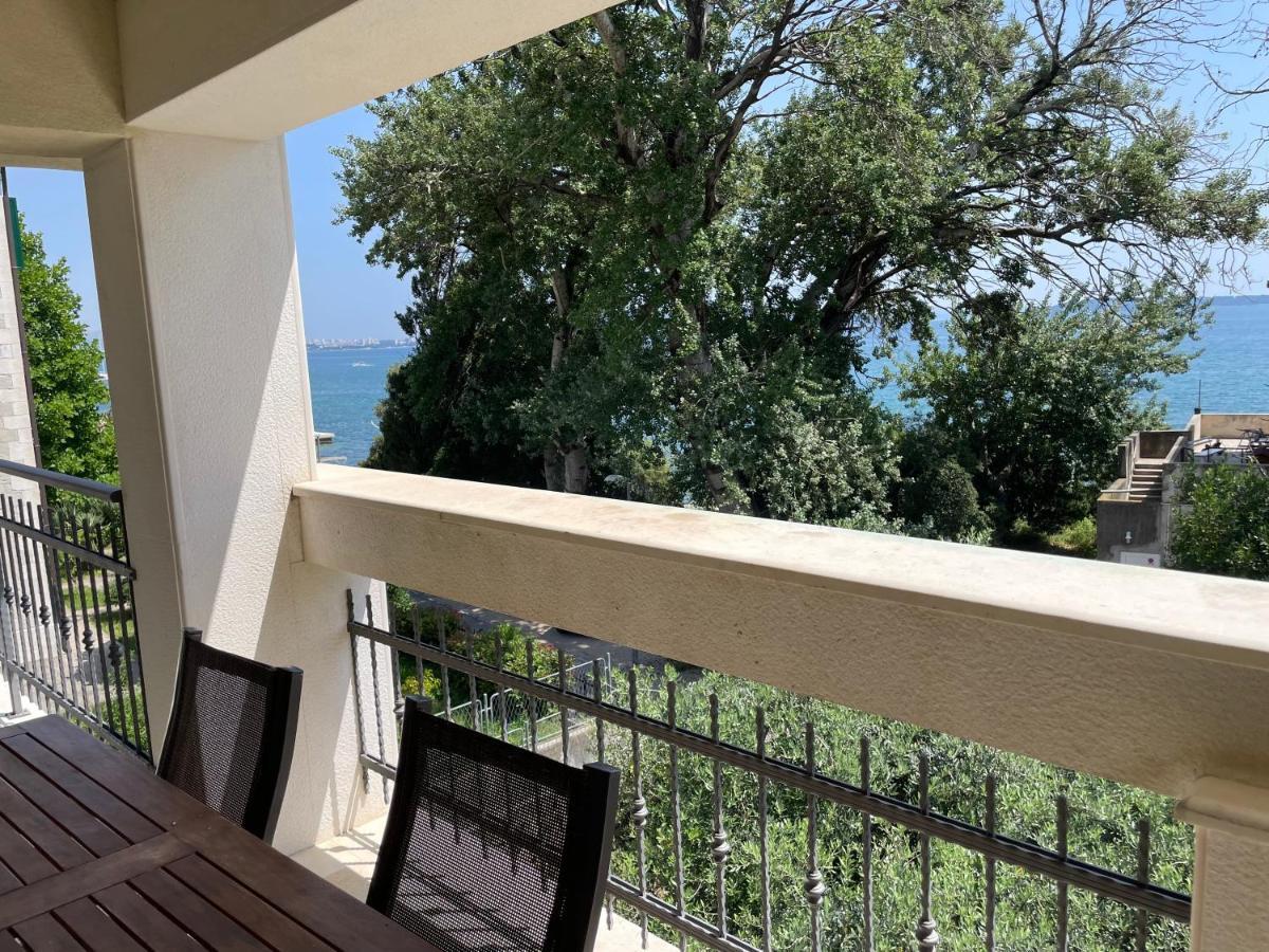 Seaside Apartments Kaštela Buitenkant foto